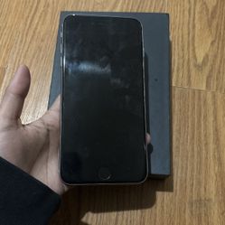 locked iphone 6s plus no cracks 
