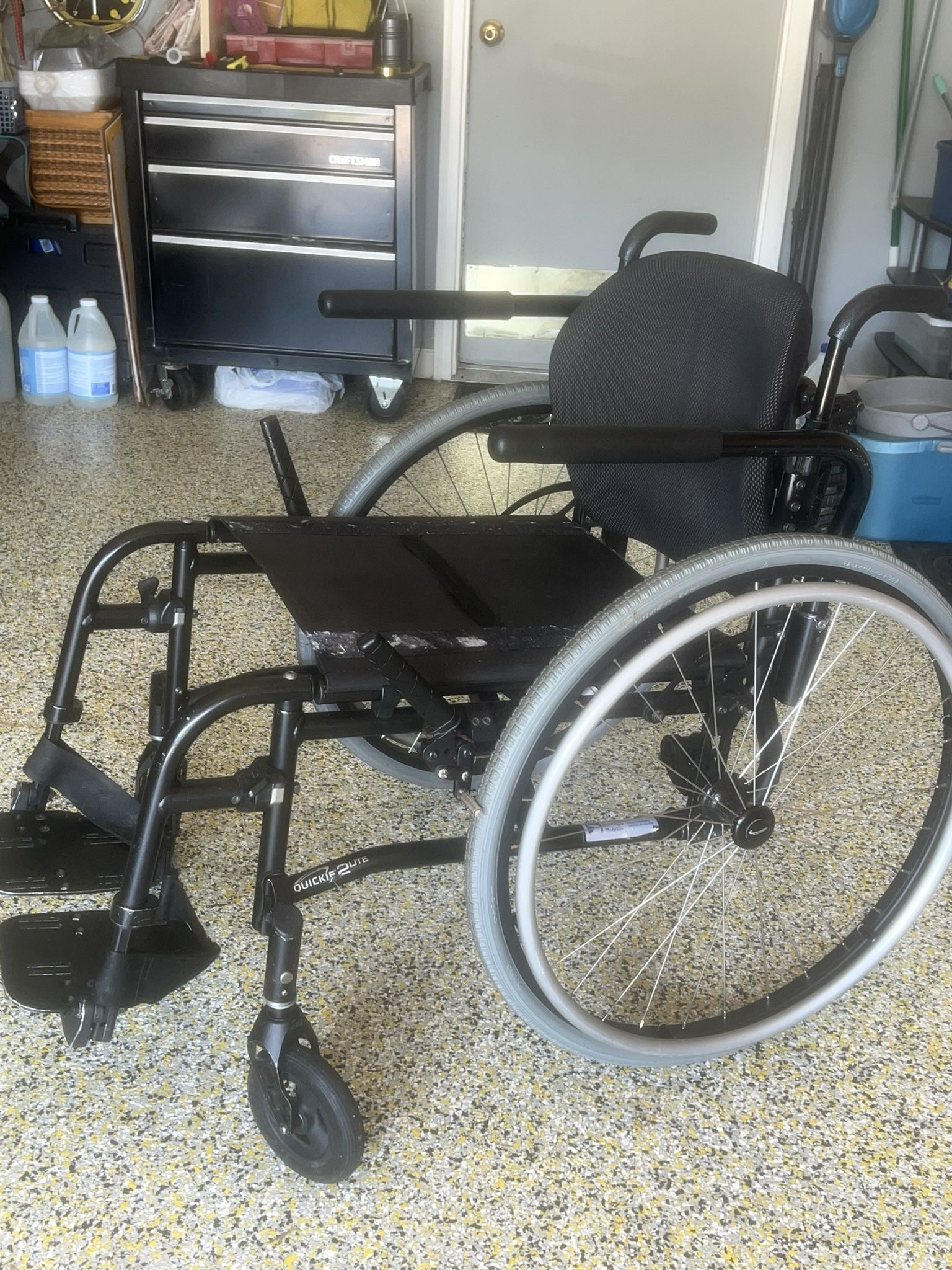 Quickie 2 Lightweight Wheelchair