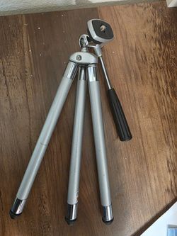 Mini Tripod $15