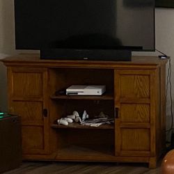 TV Stand/ Entertainment Stand 