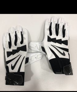 Nike Hyperbeast 2.0 Football Gloves Padded Lineman White Black Sz XXL