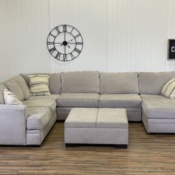 Macy’s Sectional Couch Sofa Delivery Available 