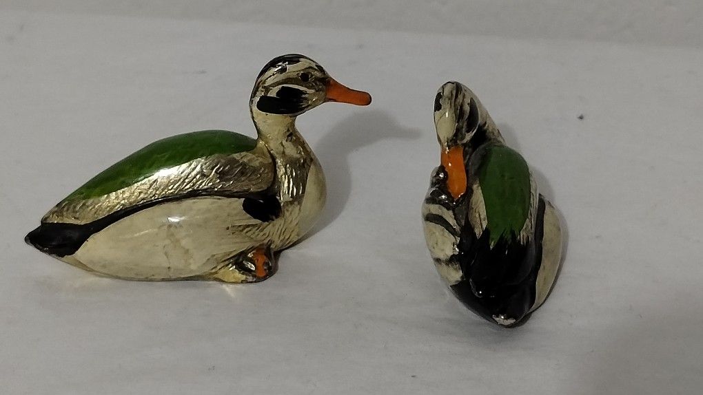 SET OF 2 MINIATURE DUCK SCULPTURE FIGURINES 2" 