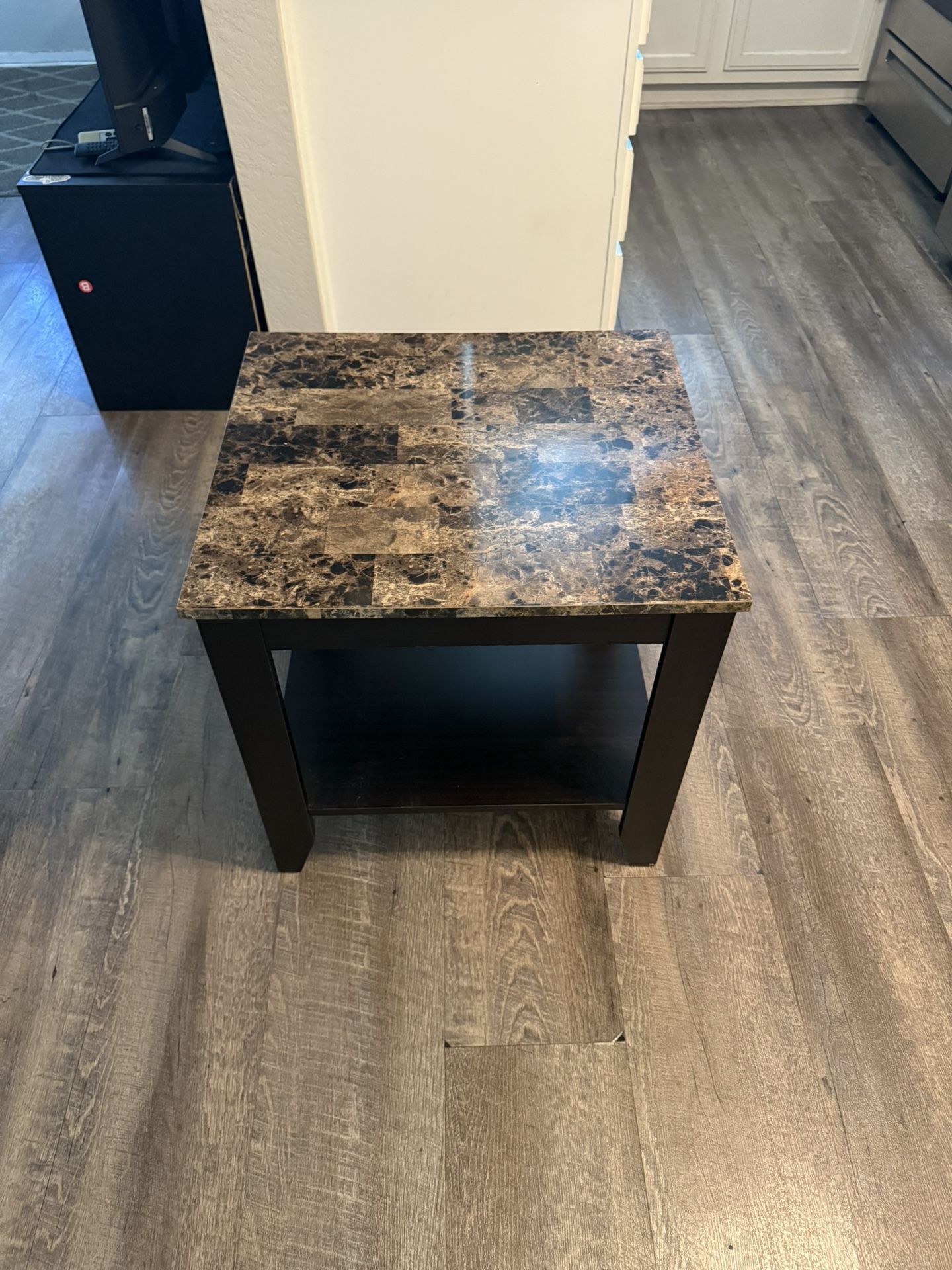 Small End / Coffee Table