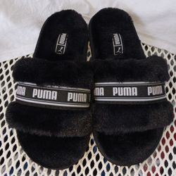 PUMA Slippers