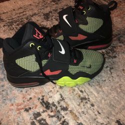 Deion Sanders Nike Air Diamond Turf 6