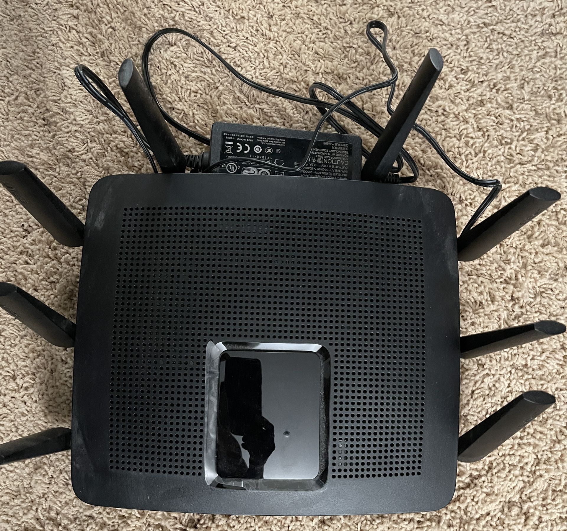 Linksys EA9500 Max Stream MU-MIMO Gigabit Router