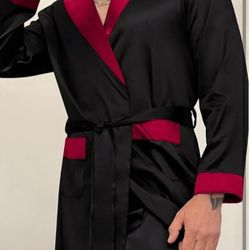 Medium Men's Satin Robe Silky Kimono Bathrobe Lightweight Soft Sleepwear