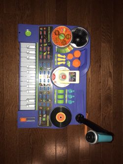 Vtech kidijamz studio for sale 30$