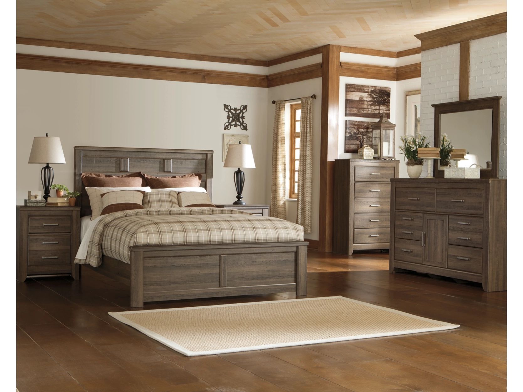 Queen Bedroom Set