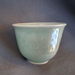 Chinese bell-shaped porcelain cup