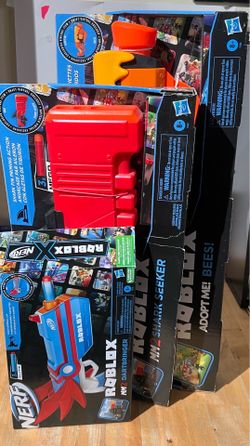 Roblox Nerf Guns Set of 3 Never used or play (No Codes)