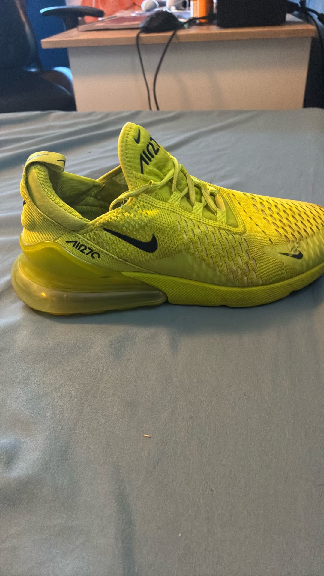 Nike Air Max 270 "Tennis Ball" Men’s Size 10.5