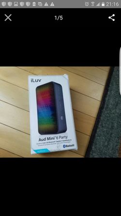 ILuv color changing speaker