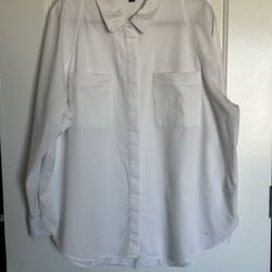 Universal Thread White Button-Up Shirt – Women’s 2XL