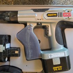 Senco Duraspin 14V CORDLESS AUTO-FEED SCREW GUN and drywall screws