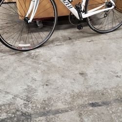 Specialized Alley Road Bike 
