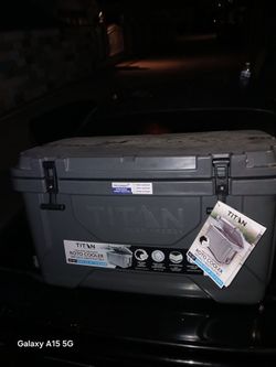 Titan Deep Feeze High Performance Roto Cooler 55 QT