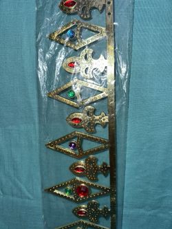 Gold costume crown