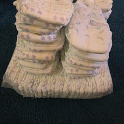 85 Size 1 Diapers KIRKLAND Brand