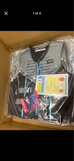 Speedo Adult Men’s Life Jacket (PFD Type III) – Size Large – New