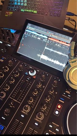 Denon prime 4+