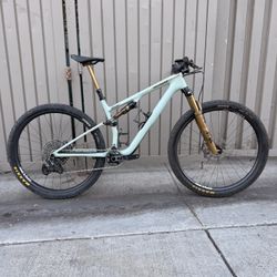 Specialized Epic 8 Evo Pro 