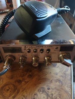 CB RADIO. COBRA