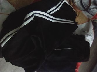 OLD NAVY SWEAT SUIT SIZE SMALL