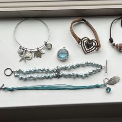 9 Piece Bracelet Jewelry Lot Gold Silver