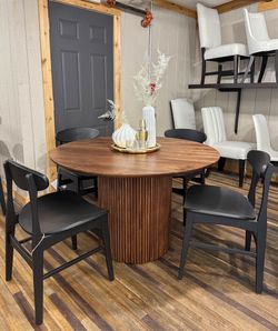 Round Wood Dining Table with Fluted Pedestal Base