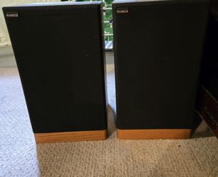 Pinnacle Speakers