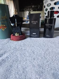 AUTHENTIC COLOGNES
