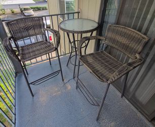 Outdoor Wicker Bar Height Bistro Set