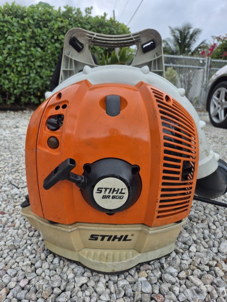 STIHL BR600 BLOWER