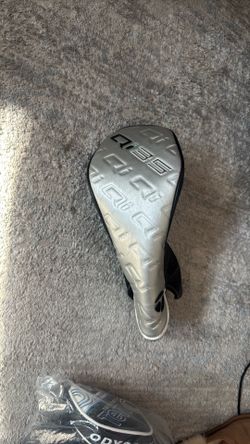 TaylorMade Qi35 Driver head cover ONLY