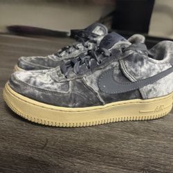 Nike Air Force 1 Velvet