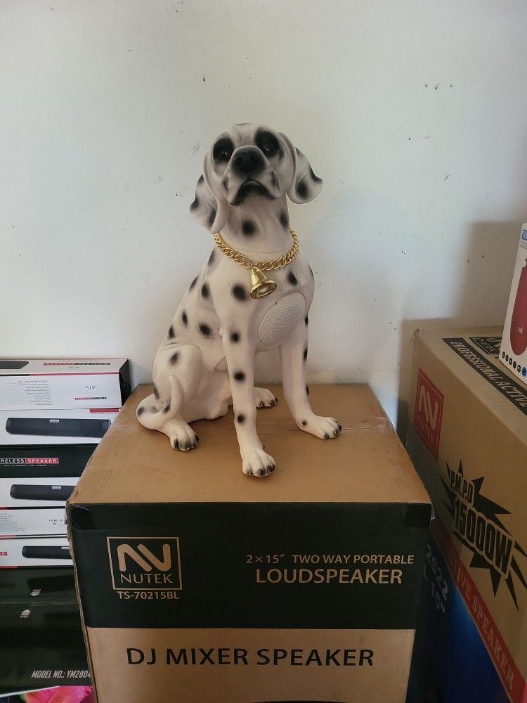 Bluetooth dog speaker