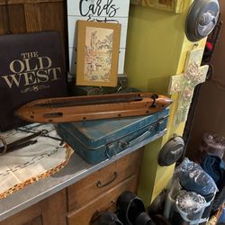 Vintage 1900S Loom Weaving