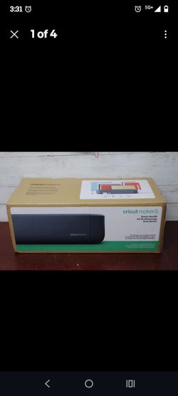 CRICUT MAKER 5 - ESSENTIALS BUNDLE