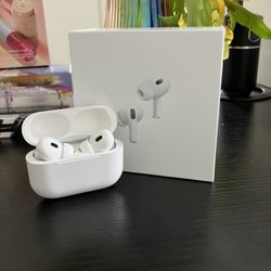 Airpods Airpods Airpods !