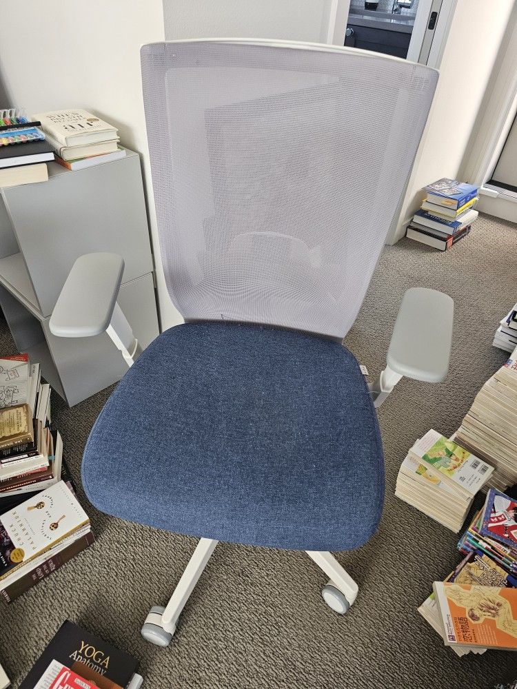 Sidiz Office Chair T50 (MSRP $420)
