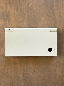 White Nintendo DSi (Japanese)