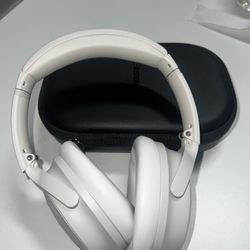 Bose QuietComfort 45 Bluetooth Wireless Noise Cancelling Headphones