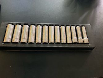 Snap On 13 pc 1/2 metric deep sockets set