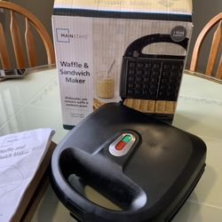 Mainstays Black 2-in-1 Waffle & Sandwich Maker w/ Removeable, Nonstick Plates