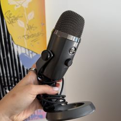 Blue Yeti Nano Premium USB Microphone - Shadow Grey