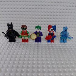 Lego Superhero Minifigures (lot 15)