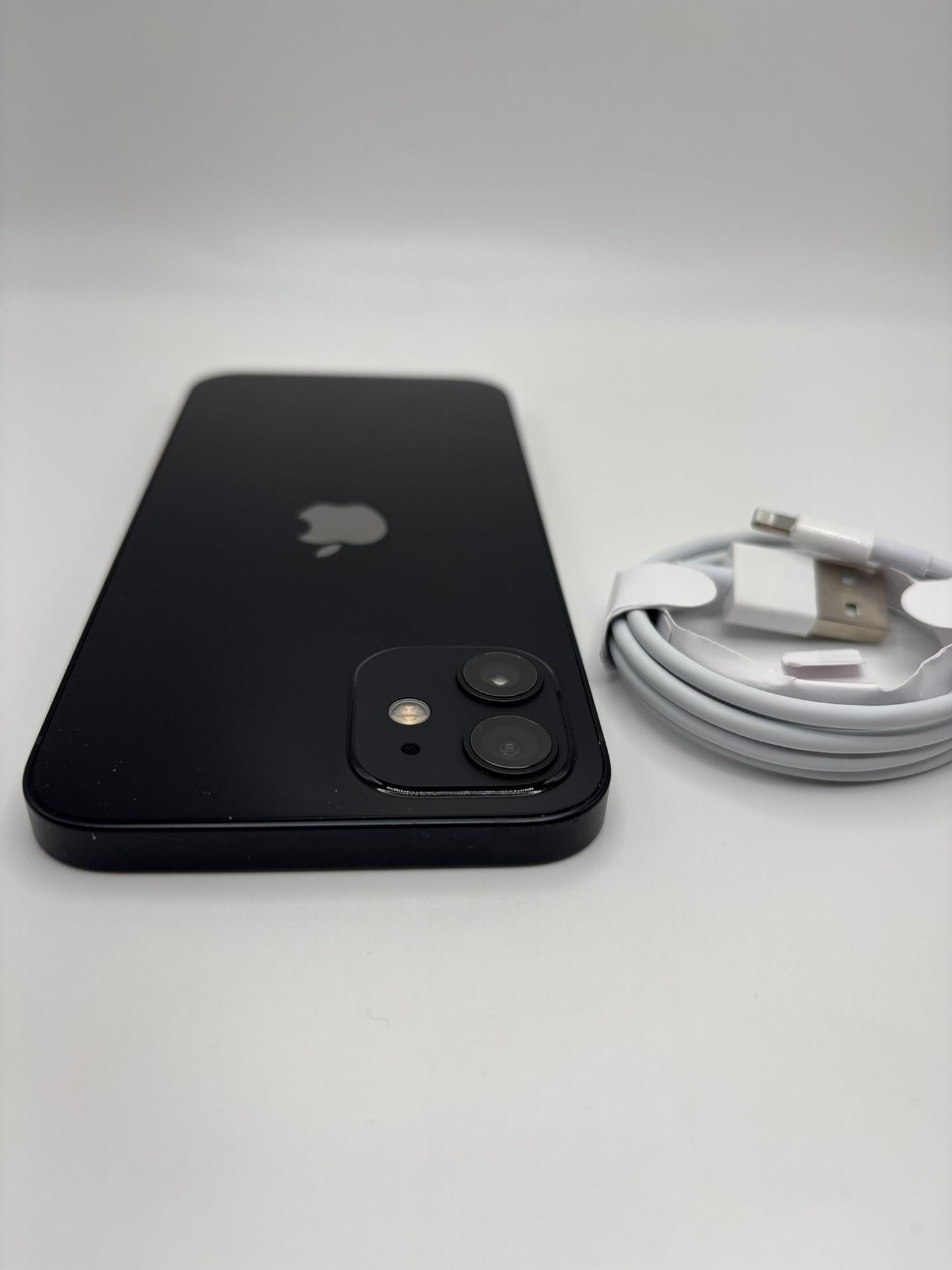 iPhone 12 64gb unlocked for any carrier iPhone is in brand new condition Everything works perfectly Battery health 91% ++++++spanish++++++ iPhone 1