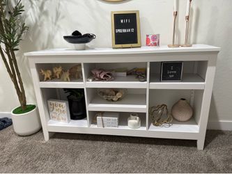 Entryway table